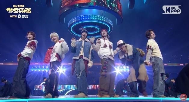 투어스, '앙탈 챌린지' 붐 속 '가요대전'도 접수…대세 행보