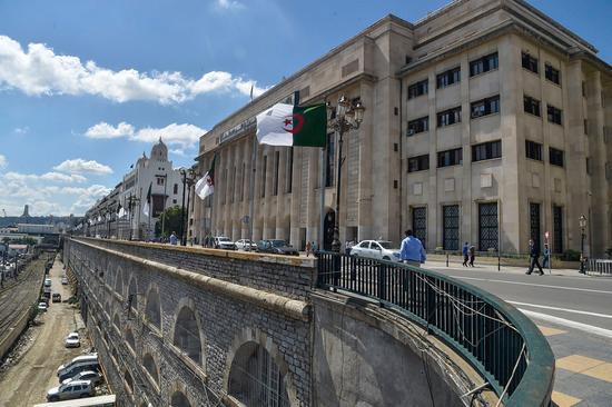 알제리, '프랑스 식민통치 범죄로 규정' 법안 통과