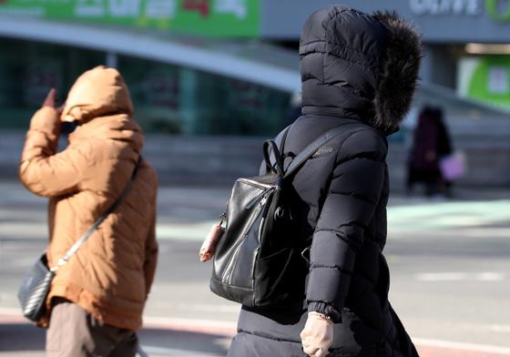 [오늘의 날씨] 경기(3일, 토)…아침까지 한파, 최저 -14도