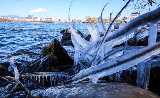 서울 전역 한파주의보에 계량기 동파 38건…최저 -11도까지 '뚝'
