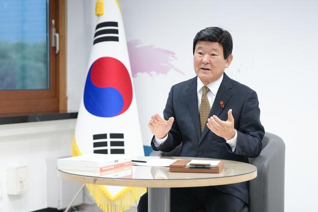 김광수 제주교육감 "재선 도전보다 교육정책 안착이 우선"