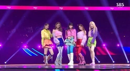 '5세대 루키' 힛지스, '가요대전'서 러블리한 매력…'팬심' 저격