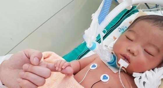 5일만에 학대로 의식 잃은 '아영이'…신생아실은 '지옥'이었다