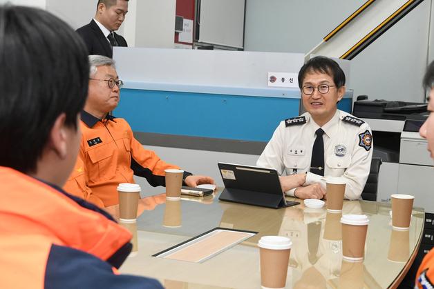 소방청장 대행, '응급환자 수용 지연' 애로 청취…연말연시 현장점검