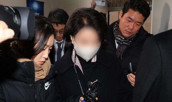 경찰, 통일교 정원주 전 비서실장 소환 조사