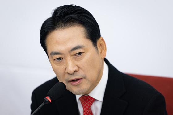 장동혁 "방향성 없는 보수인사 영입 역풍 될 수도…이혜훈, 철저히 검증"