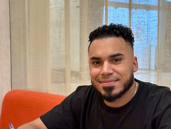 "파워보다 정확성"…KIA, 35홈런 위즈덤 대신 카스트로 택한 이유