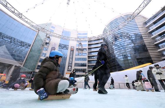 [오늘의 날씨]울산(30일, 화)…낮 최고 8도, 대기 매우 건조