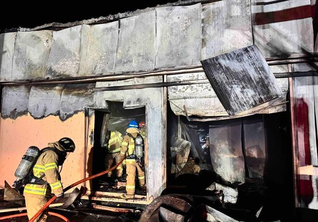 인제 황태 가공농장·영월 주택서 화재 잇따라…2명 이송