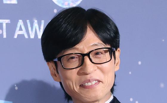 "고맙고 고생했다" 대상 유재석, '패싱 논란' 이이경도 챙겼다…국민MC다운 소감
