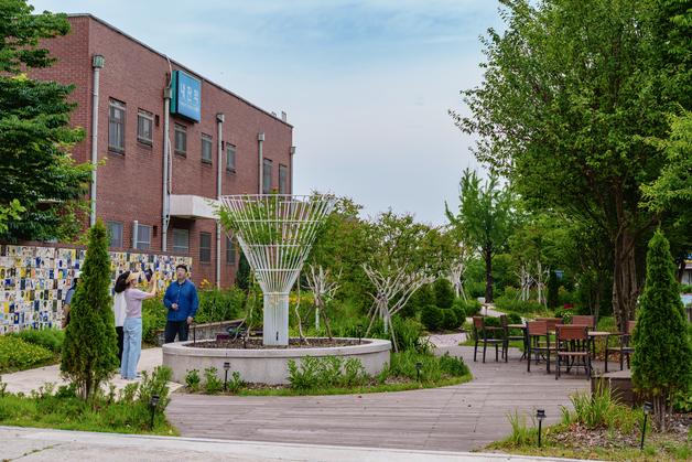 세종 연동 내판역 '아뜰리에 정원' 산림청 우수생활정원 선정