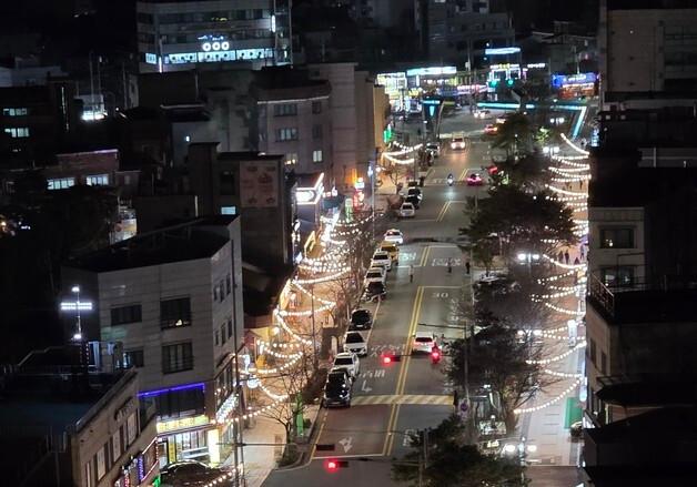 노원구, 겨울맞이 '빛의 거리' 조성…크리스마스 분위기 물씬