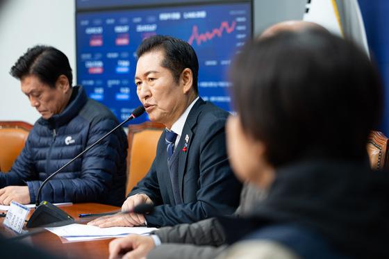 민주, '1인 1표제' 논란에 영남·강원 등 약세 전략지역 가중치(종합)