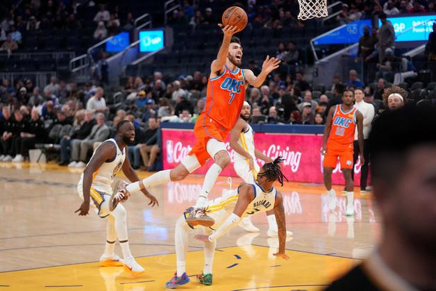 NBA 오클라호마시티, '형' 커리 없는 골든스테이트 잡고 13연승