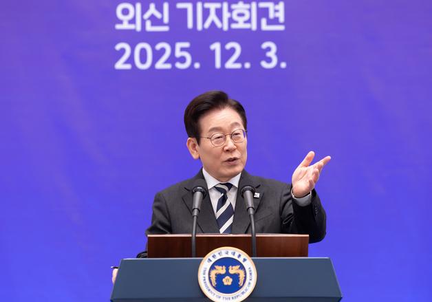 李대통령 "빛의 혁명 완성까지 갈 길 많아…정의로운 통합 이뤄내자"