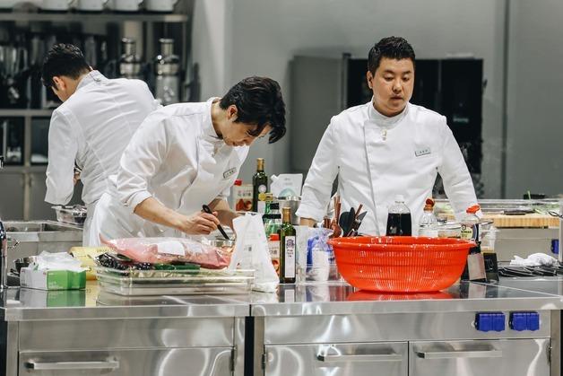 패배한 팀 전원 탈락? '흑백요리사2' 흑백 팀전 최종 결과는