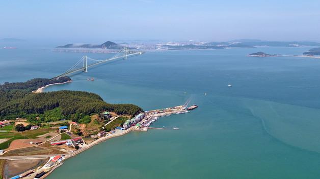 미래 성장 발판 다진 태안군…"해상교량·치유·에너지로 도약" 