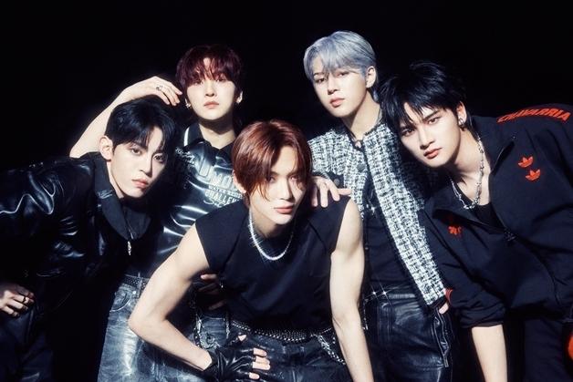 리브랜딩 성공한 나우즈…2025년 화려하게 장식한 '글로벌 루키' 