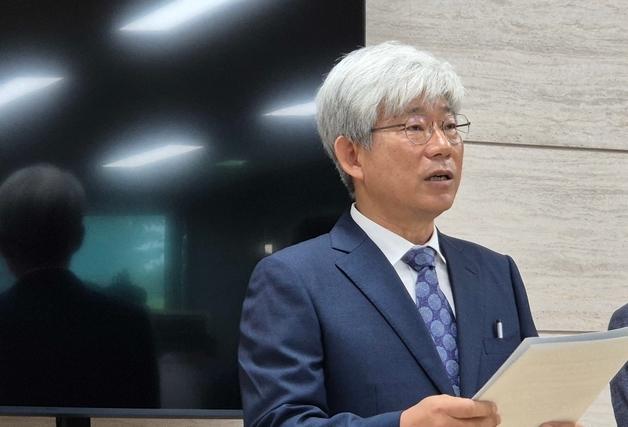 충북 진보진영 교육감 단일후보에 김성근 전 부교육감 확정