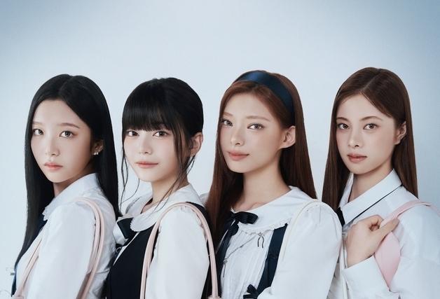 코스모시, 올해 데뷔 후 활동만 5번…글로벌 존재감 확장