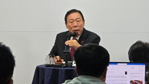 최민호 시장 "오송 돔구장 건립, 세종 참여 결정된 바 없어"