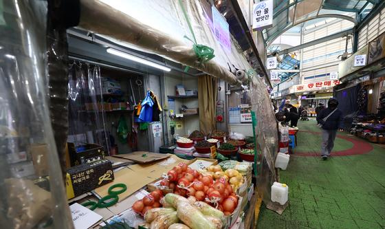 11월 소비 감소폭 1년 9개월 만에 최대