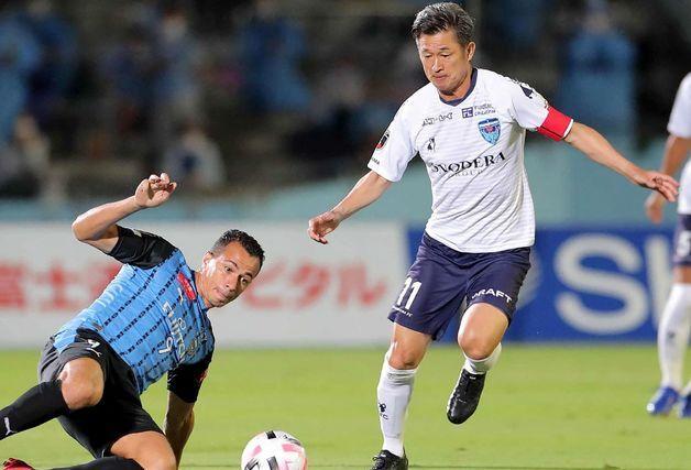 "아직도 뛰고 있다고?"…'58세' 日미우라, 3부팀으로 J리그 복귀