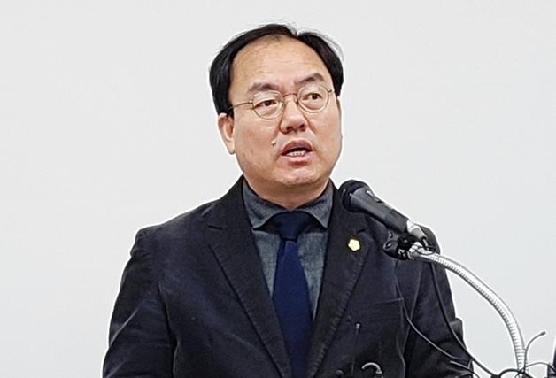 박완희 시의원 "청주시정 불통 일관, 내년 1월 시장 출마 선언"