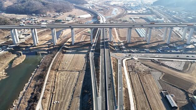 '청주~제천 80분대'…충청내륙고속화도로 전 구간 개통