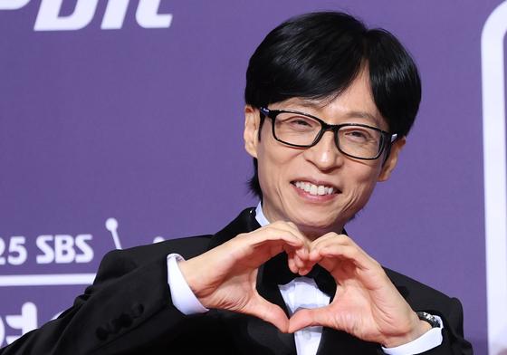 "물에 떠내려가는 날 구해준 유느님"…꿈에서 유재석 본 뒤 5억 복권 당첨