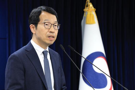 의사 수급, '숫자' 보다 '전제'가 중요했다…막판까지 계산법 논쟁