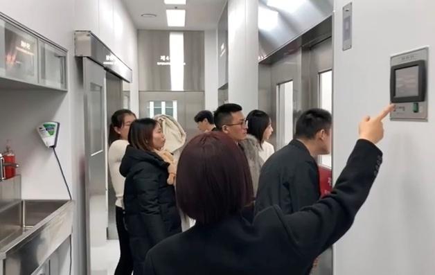 中 수의사들, 사람앤동물메디컬센터 방문…"의료발전 위해 협력"