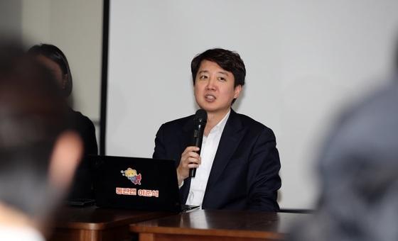 이준석, 장동혁·조국에 '야당 대표 연석회담' 제안…"특검 신속 논의"