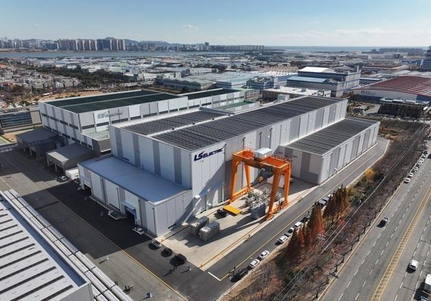 LS일렉, 부산 제2생산동 준공…초고압변압기 생산능력 3배↑