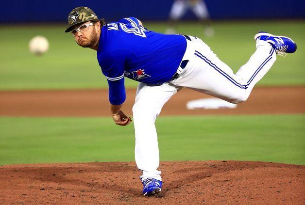 '우타자' 최지만에 홈런 맞은 케이, 일본 찍고 MLB 재입성