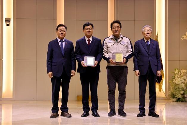 경남농협, 경남 경영인의 날 기념식서 '경영인 대상' 수상