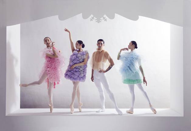 찰나에 담긴 무용수들의 떨림…국립발레단 사진전 '스틸 인 모션'