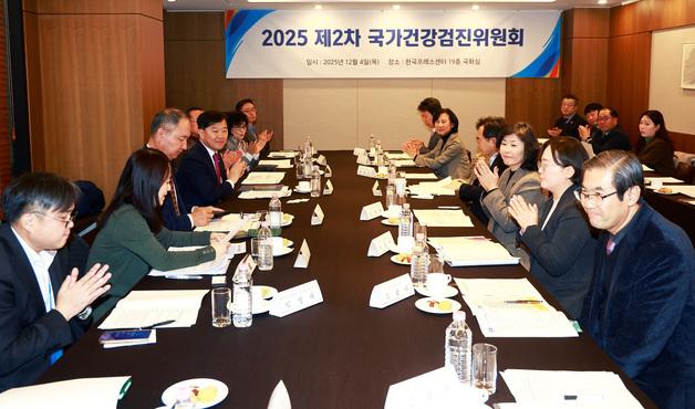 건강검진 '흉부X선' 개선 논의…복지부 "올해 안에 기준 정한다"