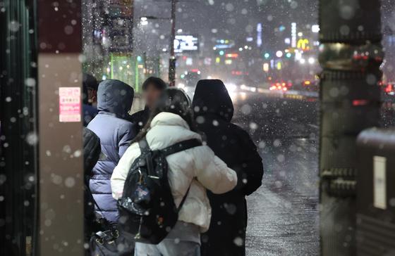 전북 무주·진안 대설주의보 발효…시간당 1~2㎝ 내려