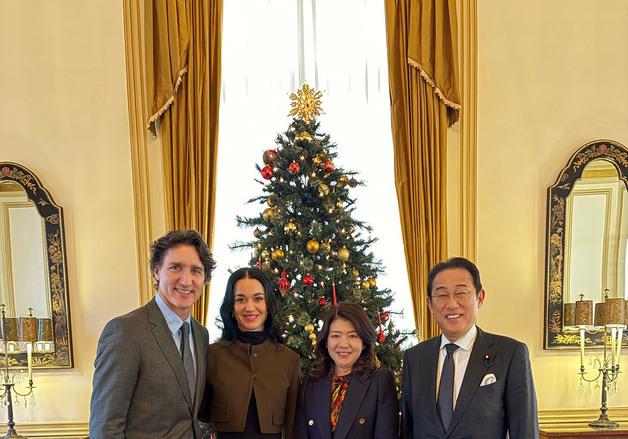 트뤼도–케이티 페리 커플, 외교무대 깜짝 데뷔…日서 기시다 부부와 회동