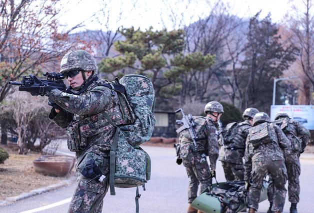 육군 '최정예 300 전투원' 선정…'특공팀' 조주은 하사, 여군 최초 선발