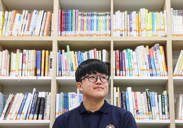 '수능 만점' 광남고 왕정건 학생 서울대 의대 수시 합격