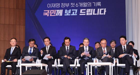 '강원지사 도전' 우상호 사퇴 임박…李청와대 1기 지각변동