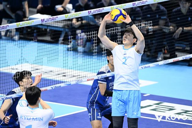 "배구는 세터 놀음"…대한항공 한선수가 증명하고 있다