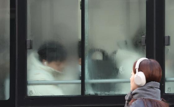 내일 전국 겨울비 최대 20㎜·서울 5㎜…기온은 평년보다 포근 