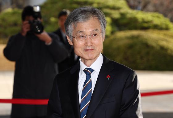 공수처, 조희대 대법원장 첫 입건…"고발, 한두 건 아니다"