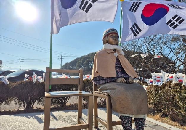 '위안부 합의' 10년…한일, 훈풍 불지만 과거사 문제는 여전히 제자리