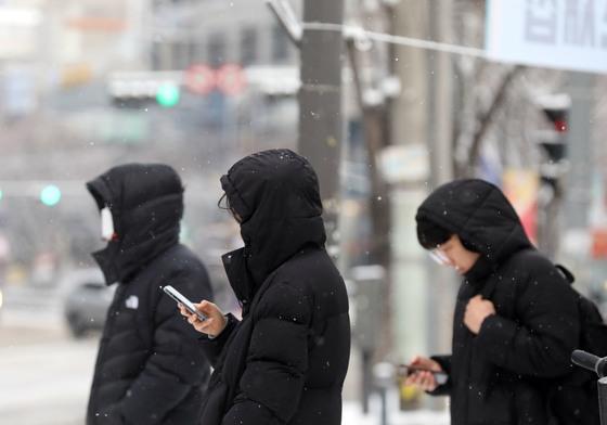 [오늘의 날씨] 광주·전남 (5일, 금)…아침 영하권에 강풍