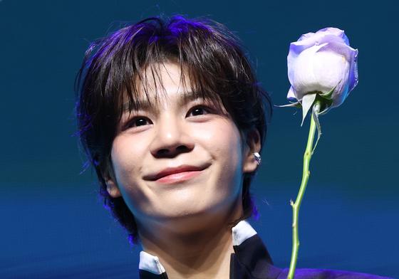 검찰, '무면허 운전' 가수 정동원 기소유예…재판행 면해