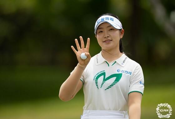 유현조·홍정민·방신실…2025 KLPGA투어, 독주없는 춘추전국시대